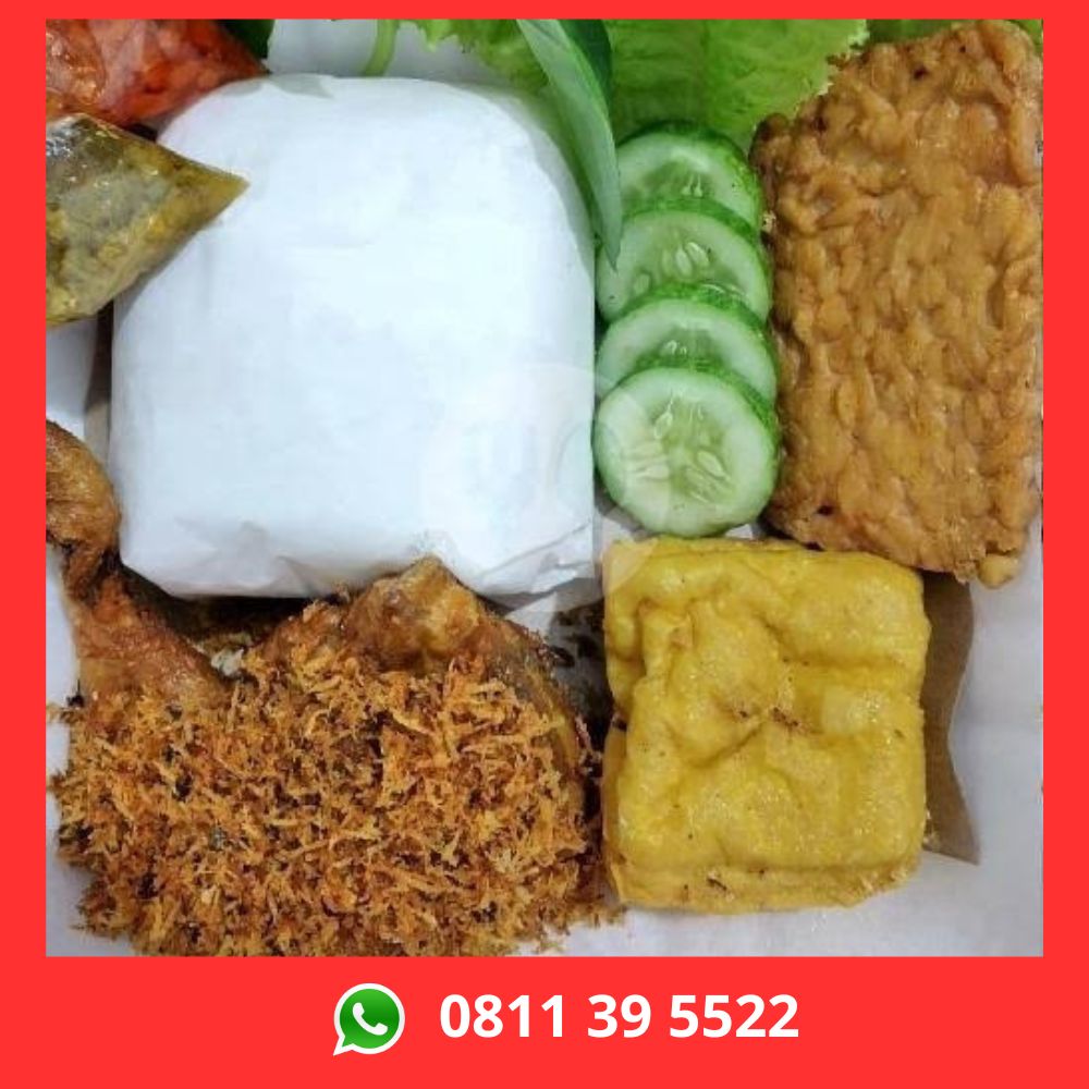Nasi kotak Ayam Serundeng